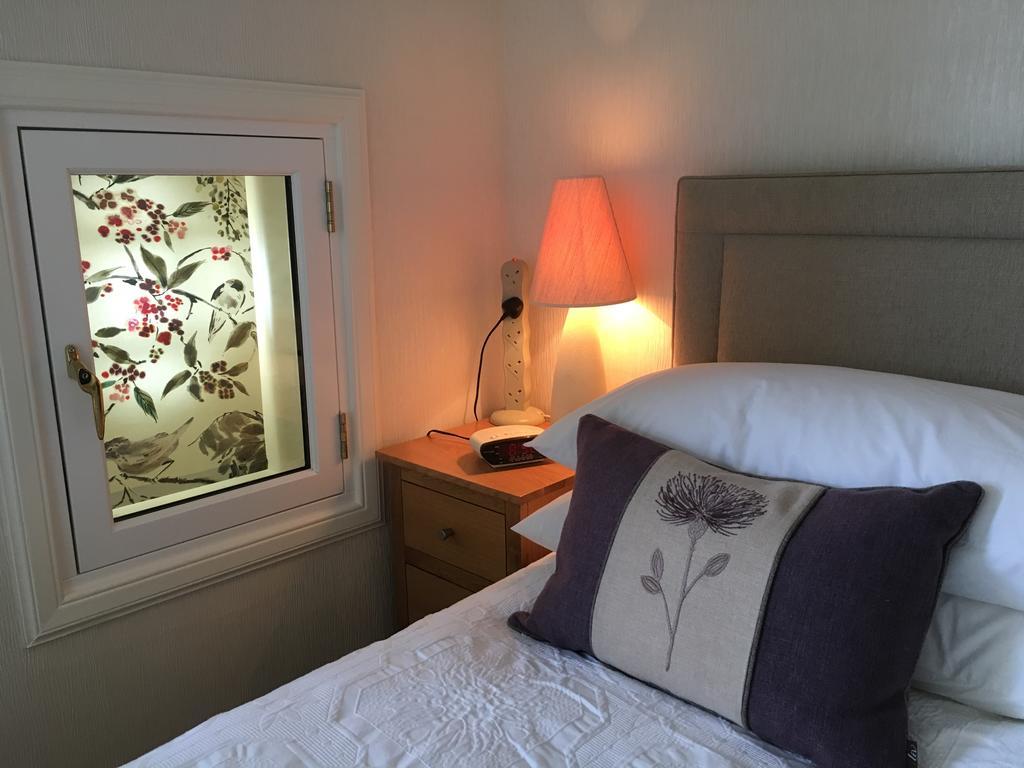 Ronas House Hotel Инвернес Екстериор снимка